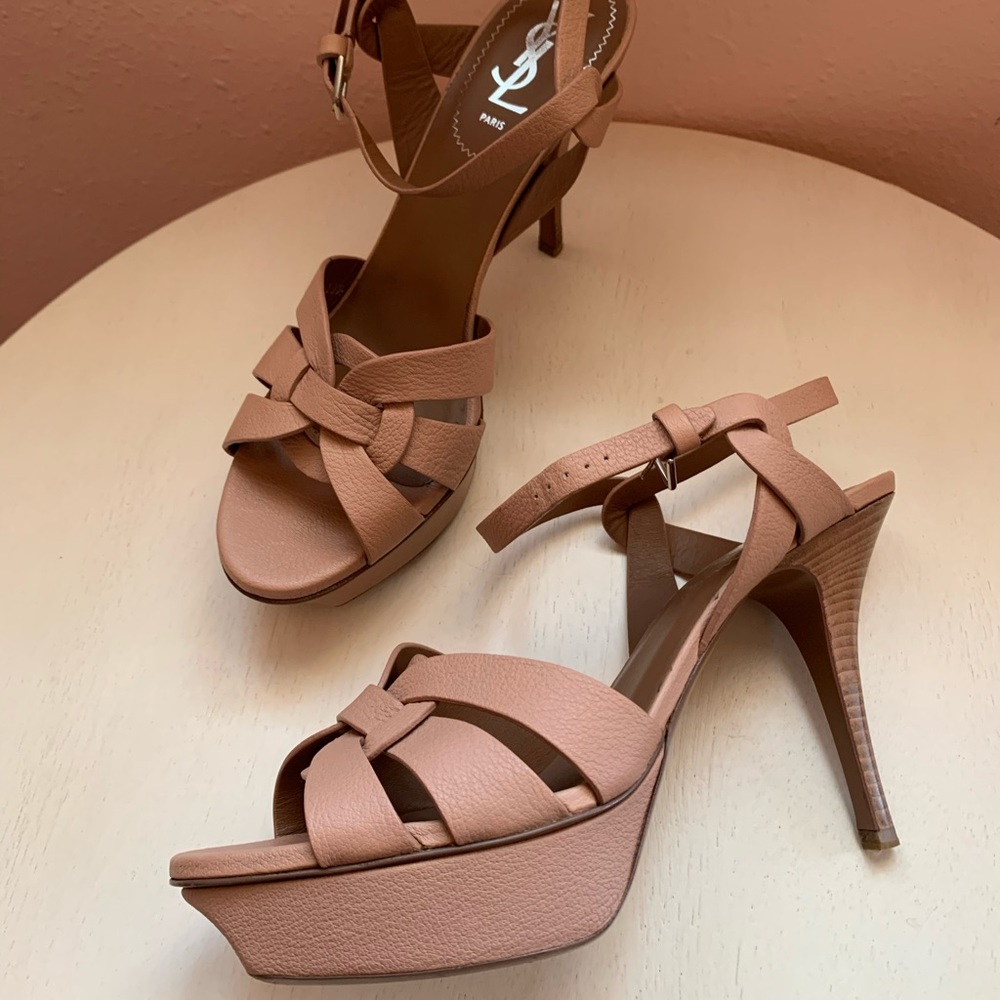 Yves Saint Laurent Classic Heel